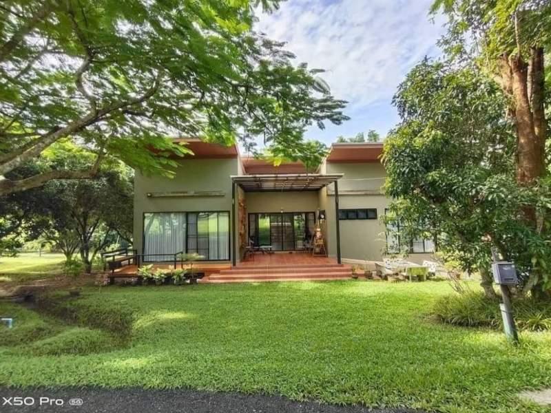 Two Houses for Sale on a 1-Rai Property in Chiangrai City - 2 HOUSES inn Chiangrai city