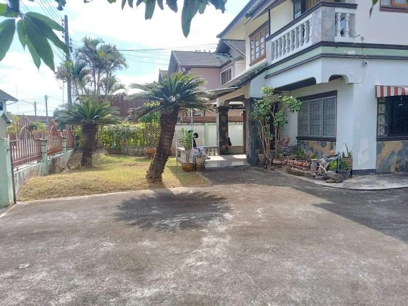 Traditional Thai House for Rent in town, Mueang Chiang Rai - Image# 5