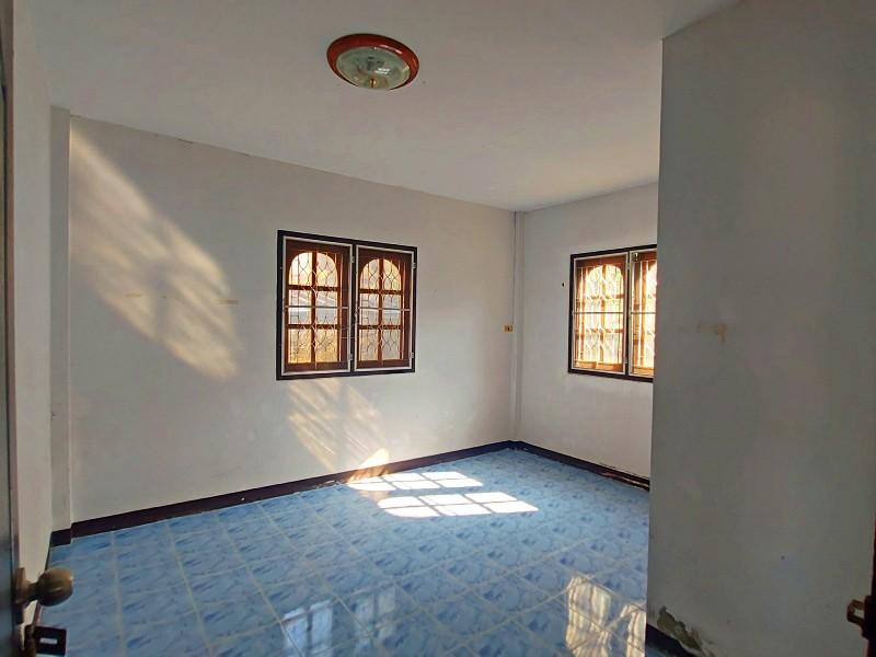 Renovation Opportunity: 2-Bedroom House in Sansai, Chiang Rai - Image# 6